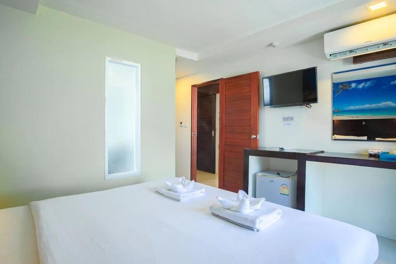 Patong Buri 3*